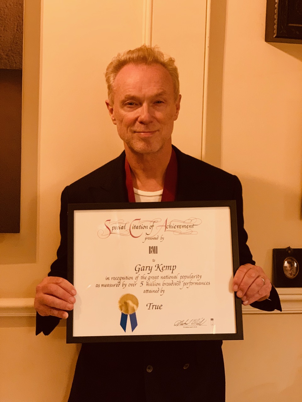 Gary Kemp Receives Special Award For 5 Million Plays Of True On American Radio Stoakes Media